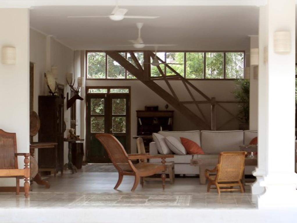 Villa Varuna Legian Szoba fotó