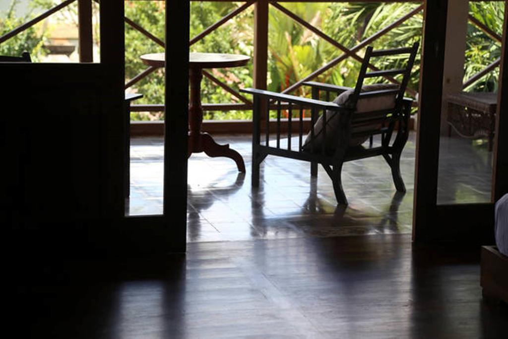 Villa Varuna Legian Szoba fotó